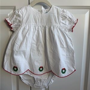 Classic Whimsy Christmas Wreath White Bubble